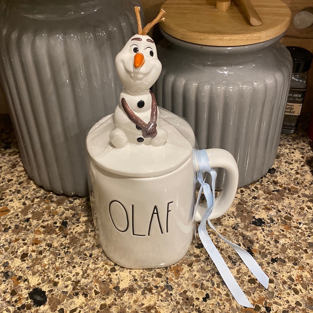 Rae Dunn Disney Frozen Olaf mug